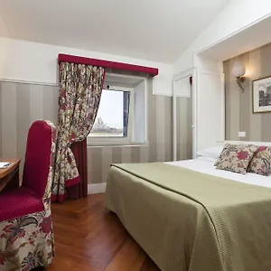 Hotel Kennedy, Roma