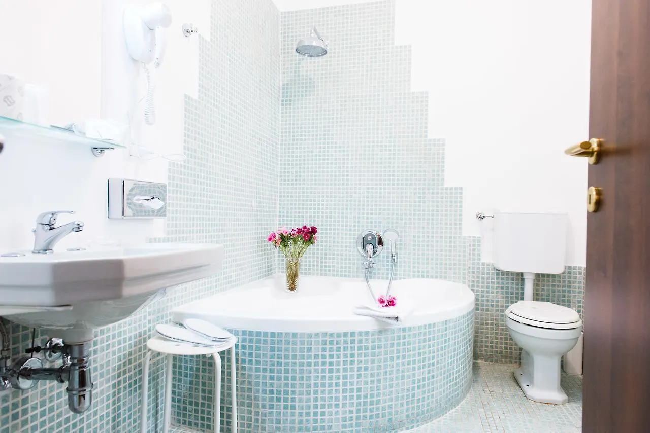 Domus Popolo Bed & Breakfast Rome Italy
